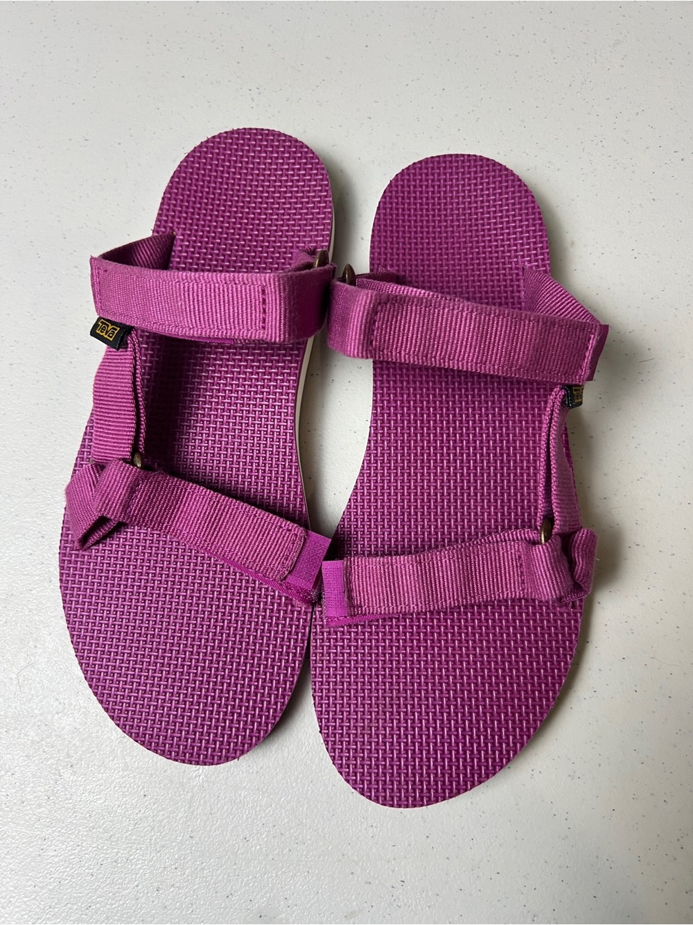 Teva Original Universal sandals adjustable hook-and-loop straps for a secure fit
